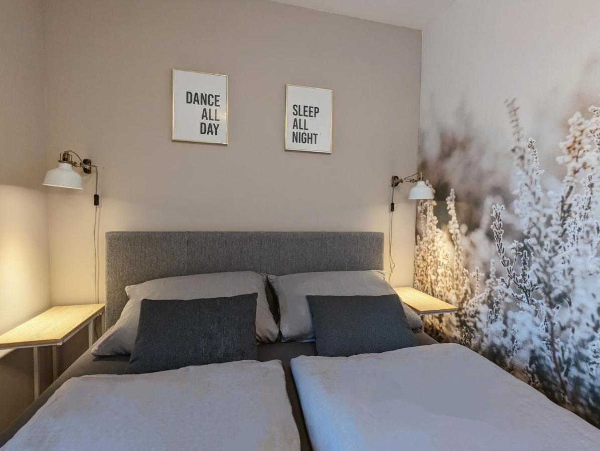 Pool - Sauna - 150M Skilift - Bikepark - Zentrum - Loft Lorenz Winterberg Bagian luar foto
